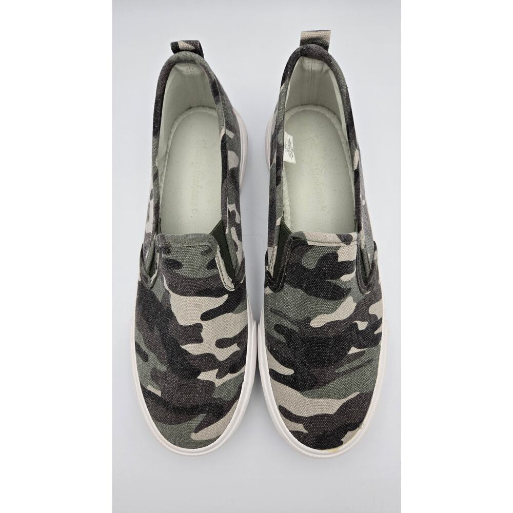 Tommy Bahama Camo slip on sneakers, Size 9 - Picture 6 of 8